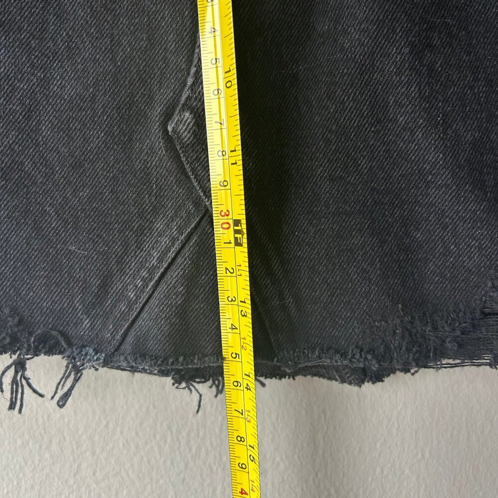 AGOLDE Parker Raw Hem Black Distressed Denim Mini Skirt Women's Size 25 - Picture 9 of 9